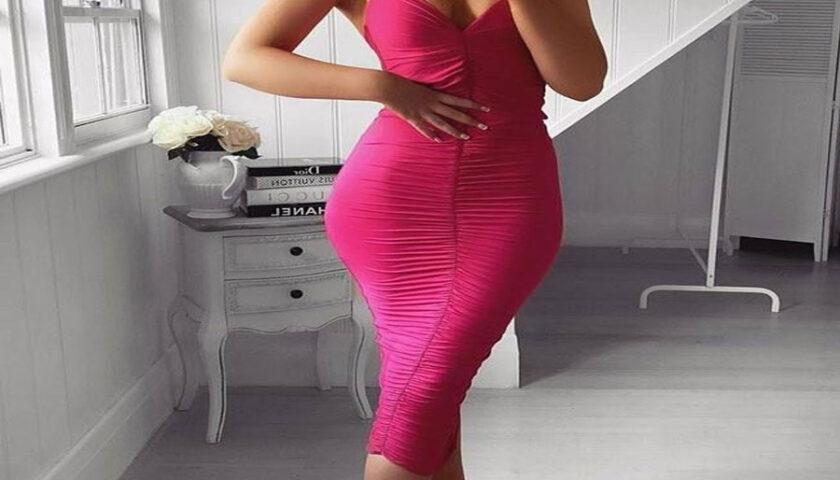 Hot-Pink-Dress-valentine-outfit