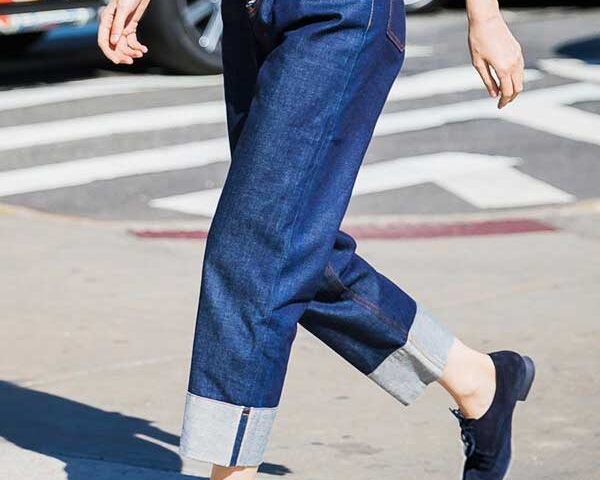 women-Cuffed-Jeans-style