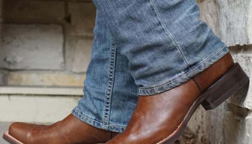 Distinctive & Sturdy Cowboy Shoes